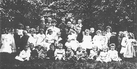 Anna Wranitzky and her kindergarten